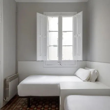 Val Apartament